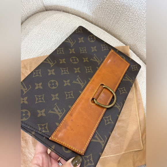 Authentic Louis Vuitton Vintage 1980s Jena clutch monogram - Picture 3 of 12